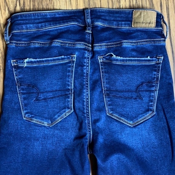 AEO High Rise Destroyed Leggings Size 4 - Picture 6 of 10